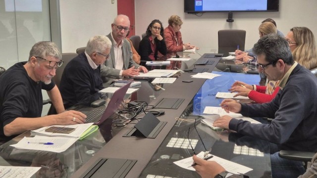 Murcia suspende las obras, vigila atascos y pone gratis los disuasorios por contaminación atmosférica