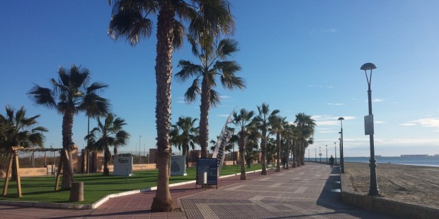 Los Alcázares renovará el alumbrado público del paseo marítimo
