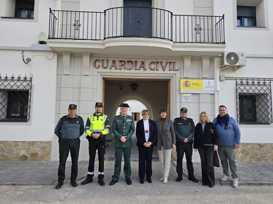 García Valls destaca los 3,5 millones invertidos en mejorar los cuarteles de Segorbe y Burriana