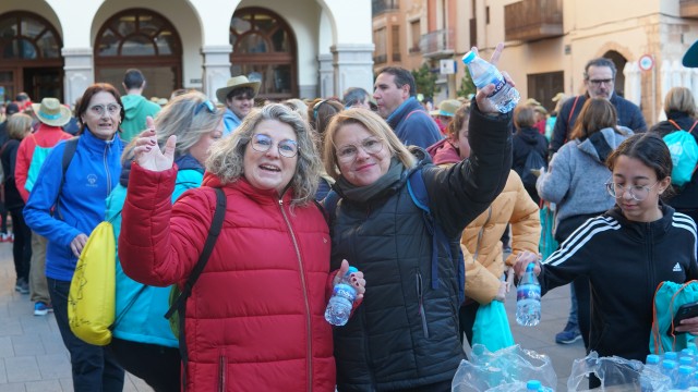 Alrededor de 350 personas participan de la XV ‘Volta a peu pel terme’ de Fundació Caixa Rural Vila-real