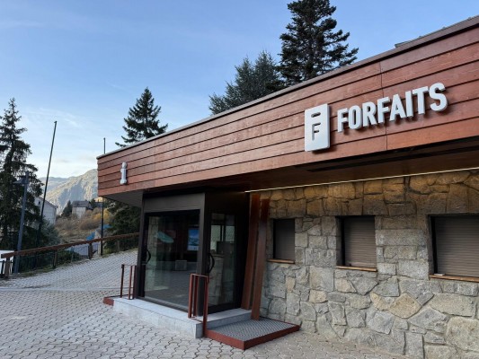 Baqueira Beret pospone su apertura pero pone en marcha varios servicios