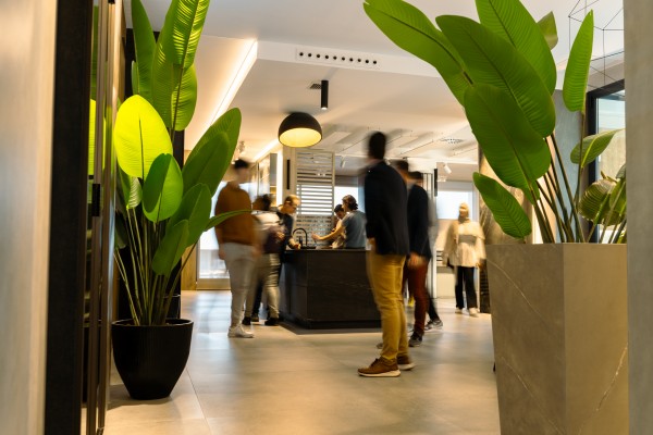 TAU, Ascale y Navarti: calidad y diseño en sus showrooms (Fotos: Grupo Pamesa)