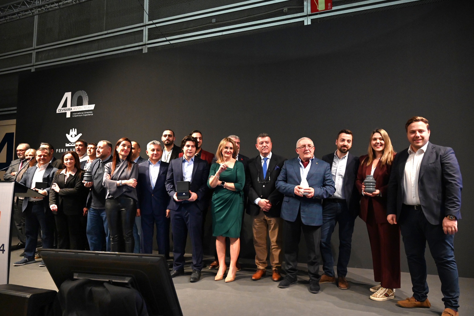 Cevisama celebra el 40 aniversario en el segundo día de feria (Fotos: Carlos Pascual)