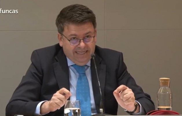 El uso de la IA en la banca traerá una mayor competencia y clientes 