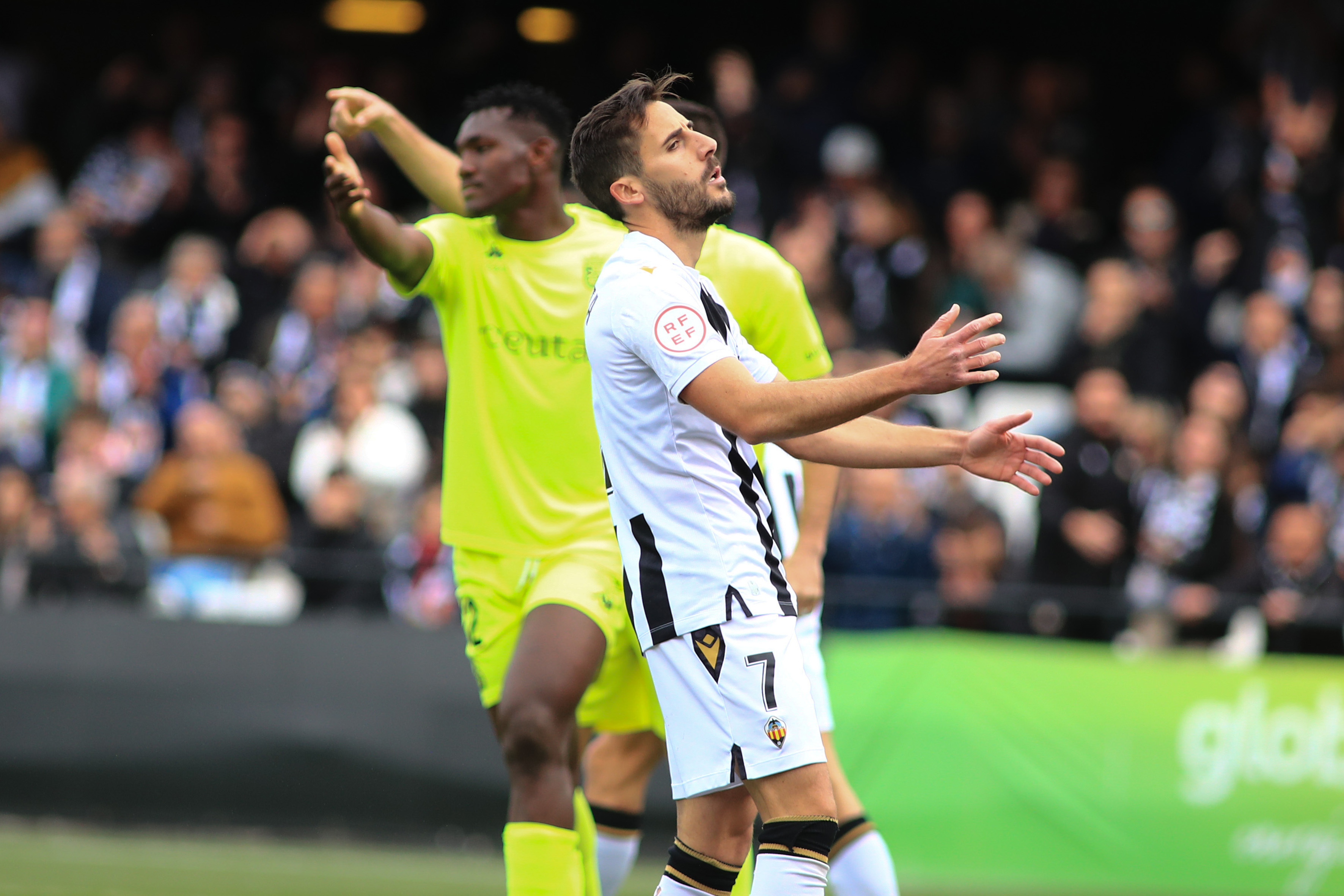 El CD Castellón logra un empate 'in extremis' frente al AD Ceuta (Fotos: Carme Ripollés)