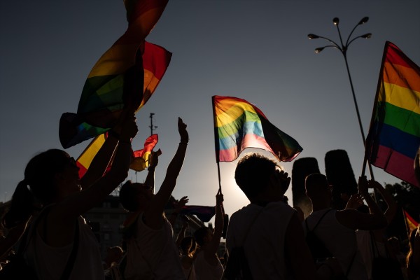 El TS avala que se coloque la bandera LGBTI en edificios públicos el Día del Orgullo