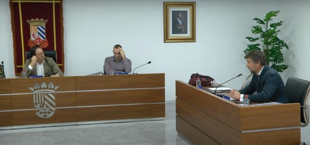 El PSOE de Finestrat pide a Pérez Llorca que exija a Mazón su dimisión y que presida él la Generalitat