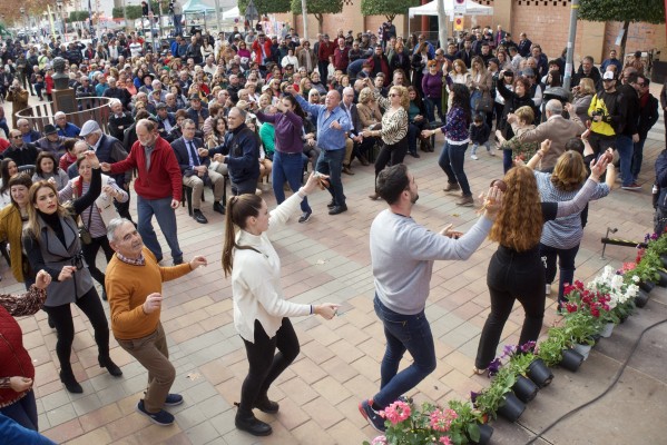 Patiño reparte más de 200.000 pelotas en un multitudinario 35º Encuentro de Cuadrillas (Fotos: CPM IMAGEN)
