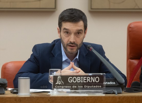 Bustinduy aboga por incluir en los presupuestos el 21% de IVA para los pisos turísticos
