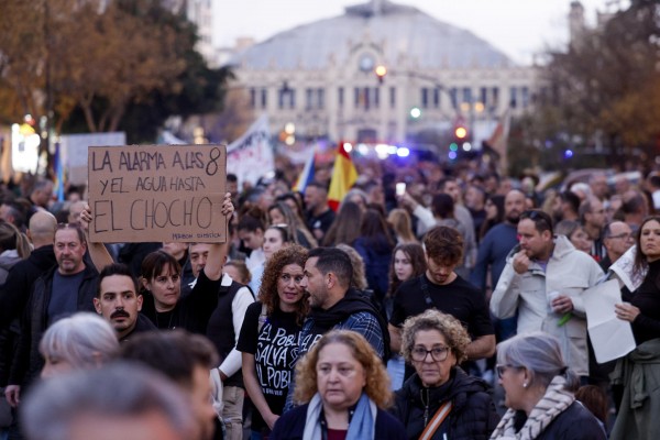 Una marea humana toma València para exigir la dimisión de Mazón por la gestión de la dana