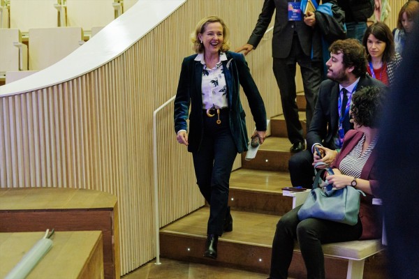 La legislatura europea estará marcada por el crecimiento sostenible, según Nadia Calviño