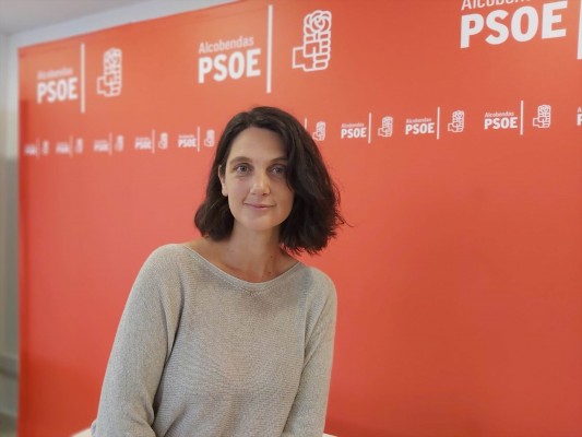 Pilar Sánchez Acera cesa como consejera de Paradores tras publicarse sus mensajes con Lobato
