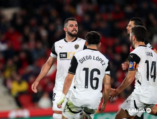 El Valencia anota primero 8 de 13 partidos, pero se deja remontar antes del descanso