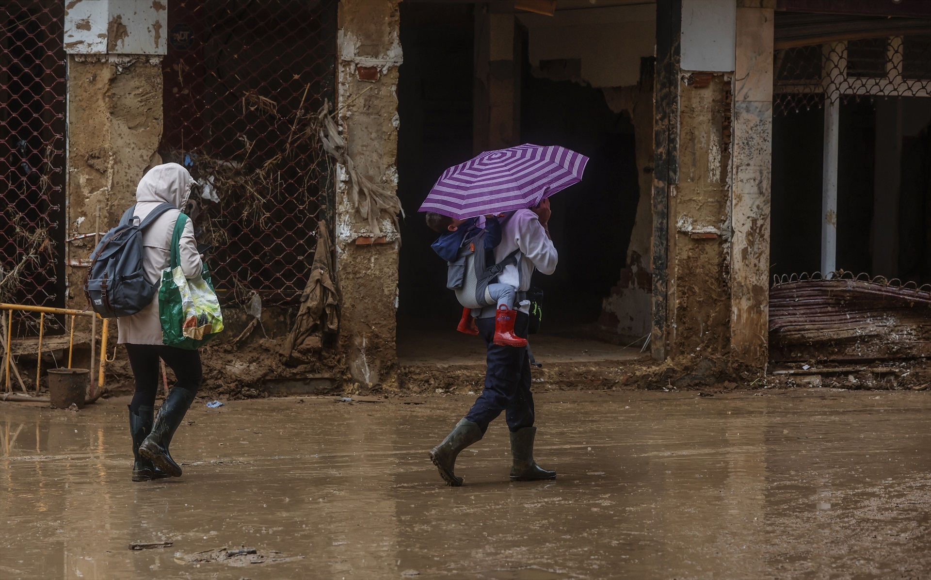 Aemet publica la cronología de las predicciones: el aviso del 29 preveía 150-180 l/m2, que se superaron