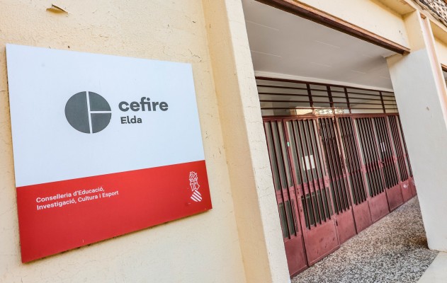 Educación cierra el centro de formación de profesores de Elda 