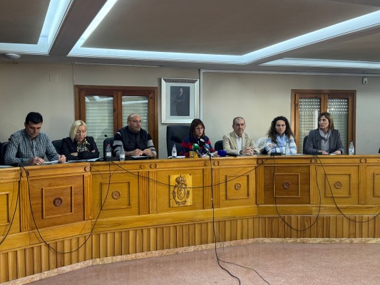 La alcaldesa de Chiva niega que la moción de censura contra ella sea por la Dana y la ve 