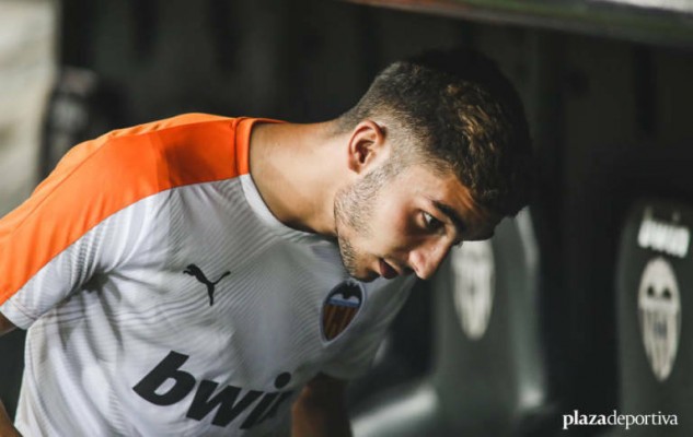Foios dará a su estadio el nombre de Ferran Torres
