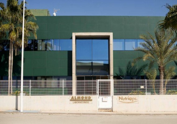 La murciana Laboratorios Almond compra el 50% restante de Nutriops