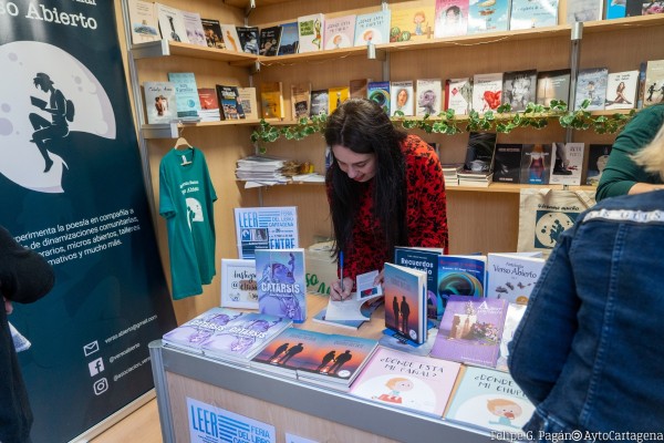 Así está siendo la Feria del Libro de Cartagena en imágenes (Fotos: Ayto. Cartagena)