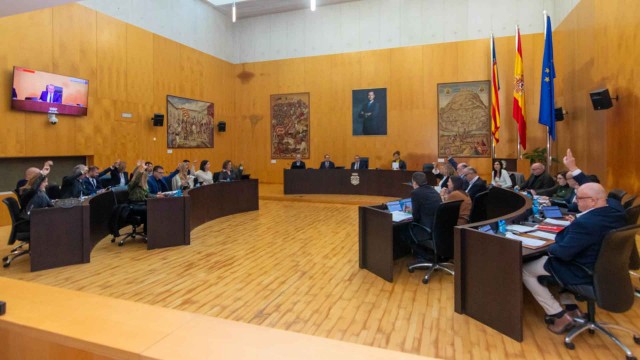 El pleno de Benidorm aprueba retirar la condición de agente urbanizador del polígono a Terra Village