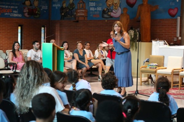 La vecina María Ángeles, de San Ginés, la mejor asesora de la concejala Cristina Mora en materia de accesibilidad