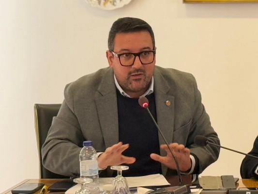 Casabó denuncia que una empresa conoce antes que la oposición la ejecución presupuestaria de Vila-real
