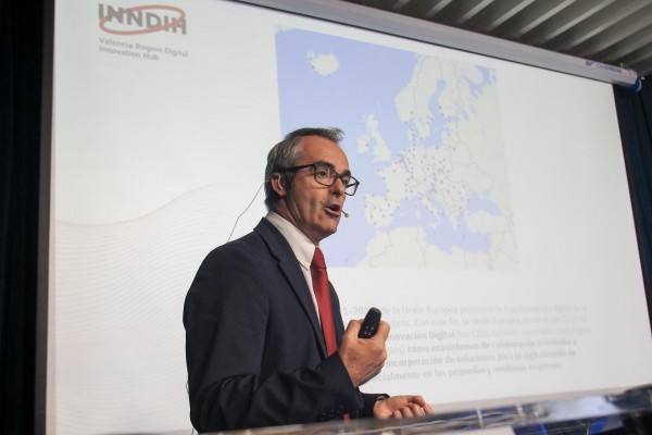 Redit ofrece innovación a la administración: soluciones para parques, mobiliario, sandbox y agua