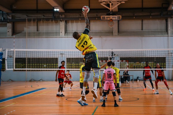 UPV Léleman Conqueridor viaja a Gran Canaria persiguiendo el liderato

