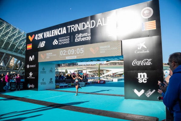 La adaptación contrarreloj del Maratón a la Dana: 800 bajas, hoteles dañados y lanzaderas
