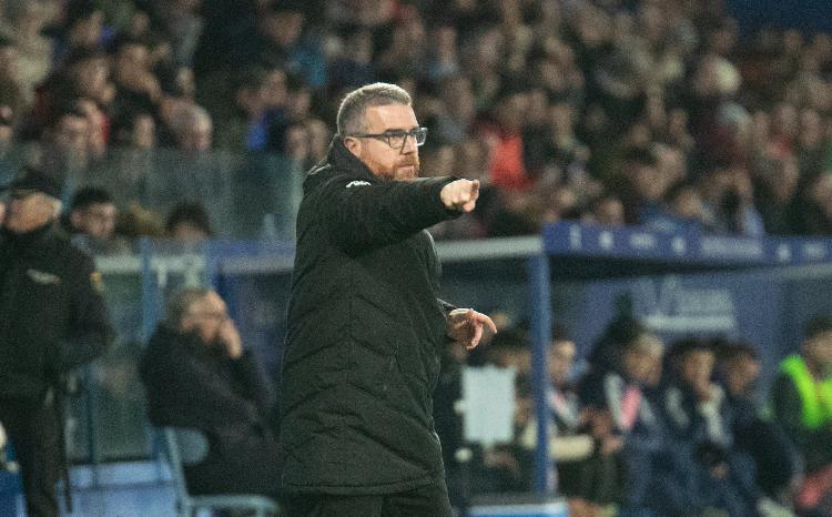 Javi Rey ve a la Ponferradina 