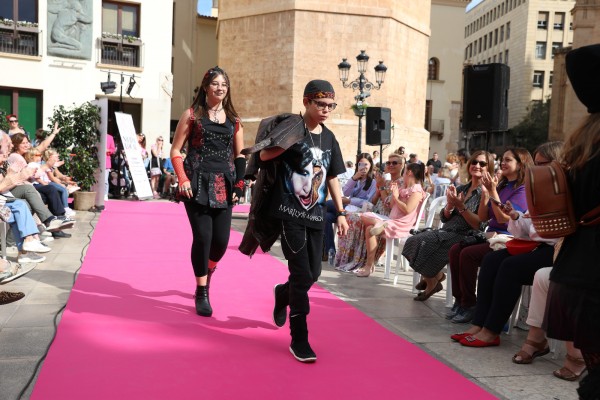 Más de 15 establecimientos de Castelló participan en una nueva edición de 'Moda Local al Teu Costat'