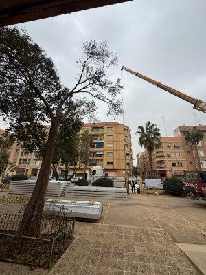 Instalan aulas prefabricadas en el CEIP La Fila de Alfafar para acoger al alumnado del colegio Orba