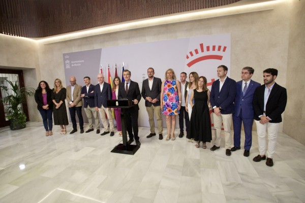 Los nuevos concejales de Murcia empiezan su andadura (Fotos: OMEGA)