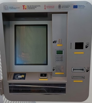 Compromís propone instalar puntos de recarga de bonobús en San Vicente