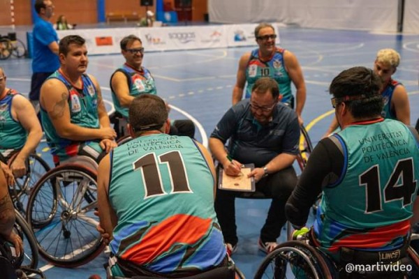El equipo AGC UPV-IN organiza una jornada de baloncesto inclusivo para personas con y sin discapacidad