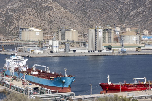 Escombreras, al límite: más de 70.000 metros cuadrados disponibles para atender la demanda y potenciar el comercio de graneles  