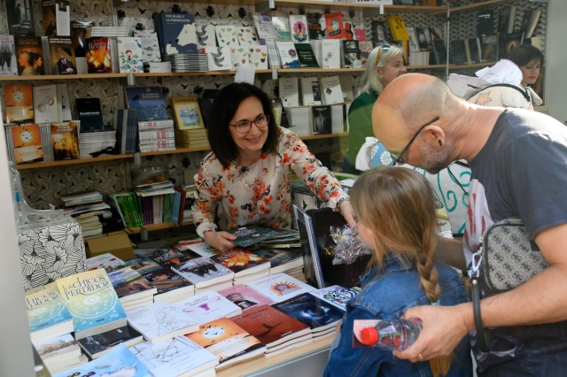 La Fira del Llibre cumple 60 años con la mirada puesta en la recuperación postdana