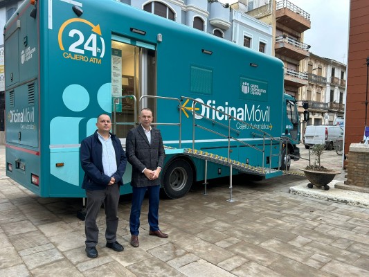 Grupo Cajamar habilita dos oficinas móviles más para Algemesí y Benetússer