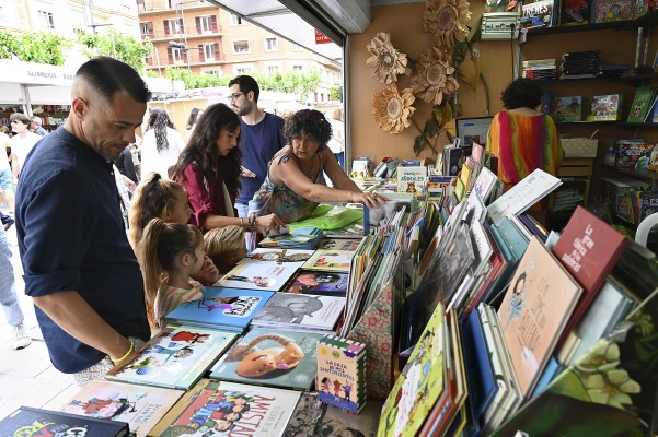 Las mejores imágenes de la 39ª Feria del Libro de Castelló (Fotos: Carlos Pascual)