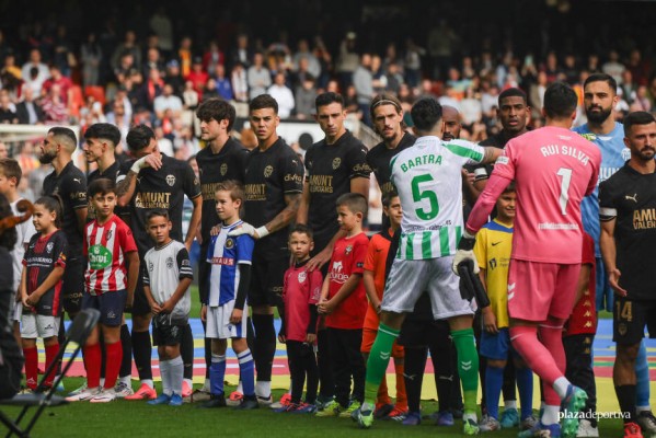 El Valencia CF busca volver a enlazar triunfos y cerrar una mala racha que alarga desde abril
