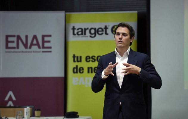Albert Rivera imparte una charla sobre liderazgo en Murcia (Fotos: JUANCHI LÓPEZ)