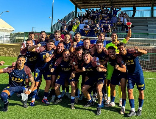 El UCAM CF sale reforzado de Almería con un 0-1 y es líder en solitario de la Segunda RFEF 