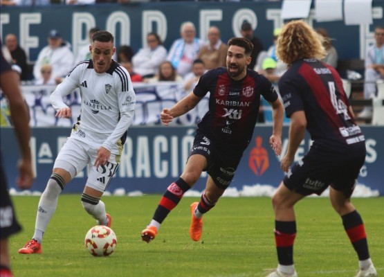 El Yeclano continúa cotizando al alza y, con su tercer triunfo seguido, llega a la zona de promoción