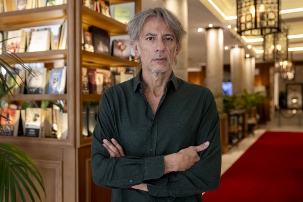 'El mejor del mundo', nodos y vidas posibles con Juan Tallón
