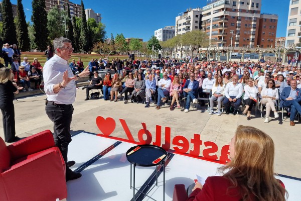 Presentación de Amparo Marco como candidata del PSOE a la Alcaldía con Patxi López (Fotos: Antonio Pradas)