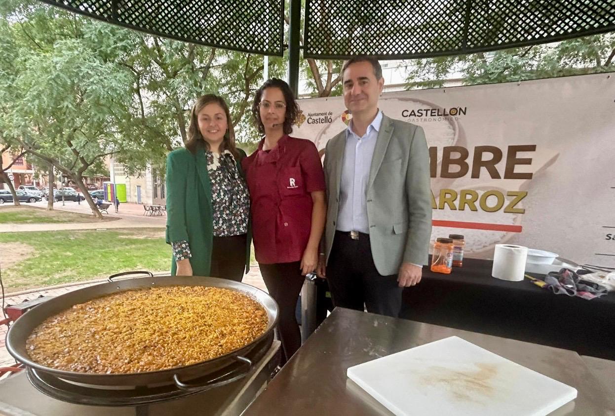 La reconocida cocinera Paloma Llorens protagoniza un 'showcooking' de arroz al senyoret en Castelló
