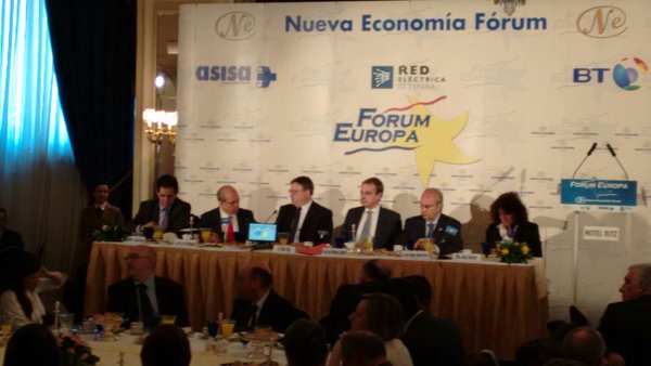 Zapatero pone como ejemplo a Ximo Puig en la 