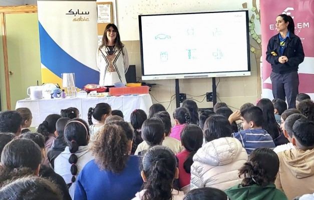 Sabic participa en el proyecto educativo de robótica 'Colebora' de la Fundación Excelem en el colegio CEIP Aljorra 