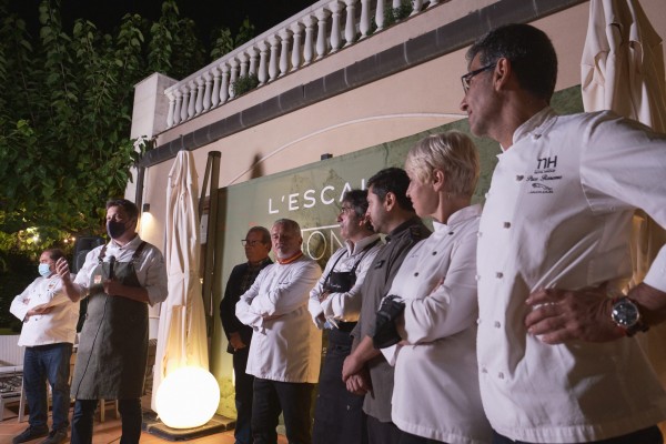 Las estrellas Michelin de Alicante se adhieren a la iniciativa solidaria 'Desde Valencia para Valencia' 