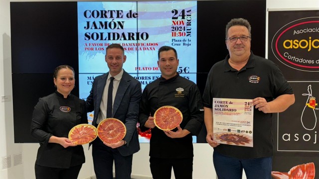 Cincuenta cortadores de jamón, en un evento solidario con los afectados por la Dana este domingo en Murcia